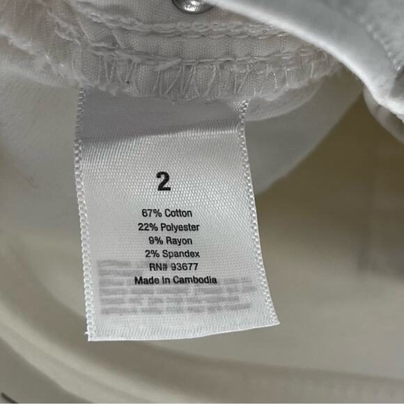 a.n.a Distressed White Skinny Ankle Jeans Size 2 - Picture 8 of 9